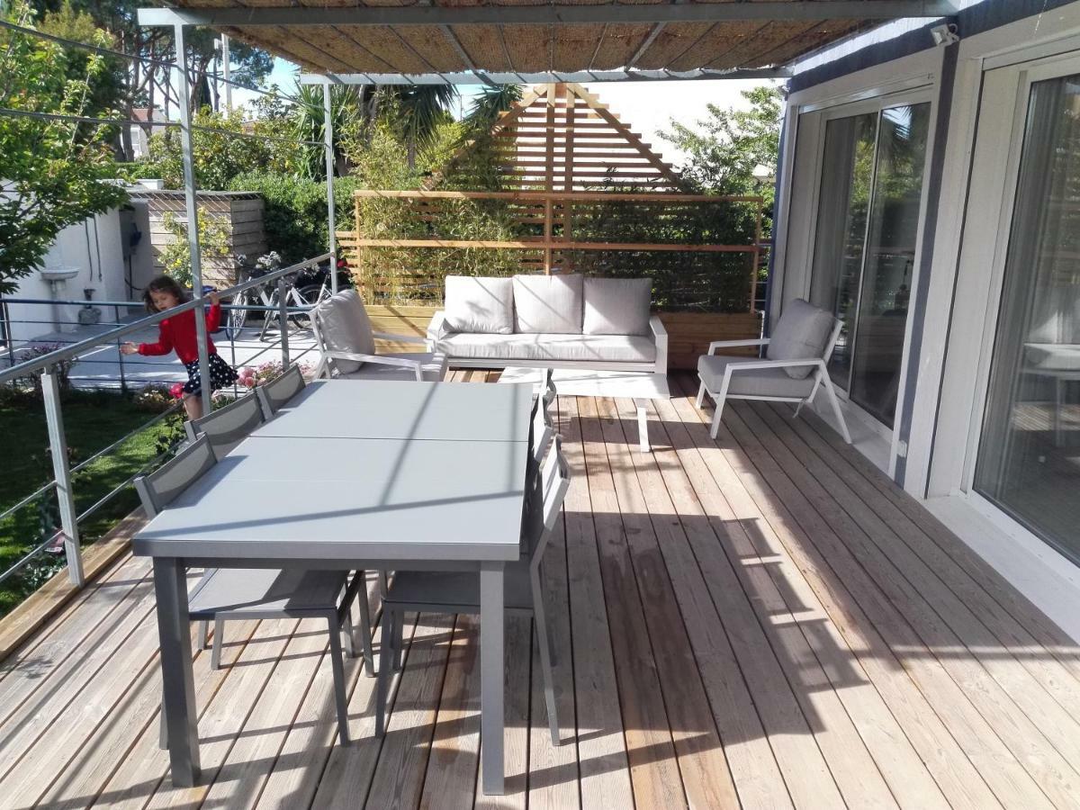 Au Domaine De Lea Lägenhet Hyères Exteriör bild